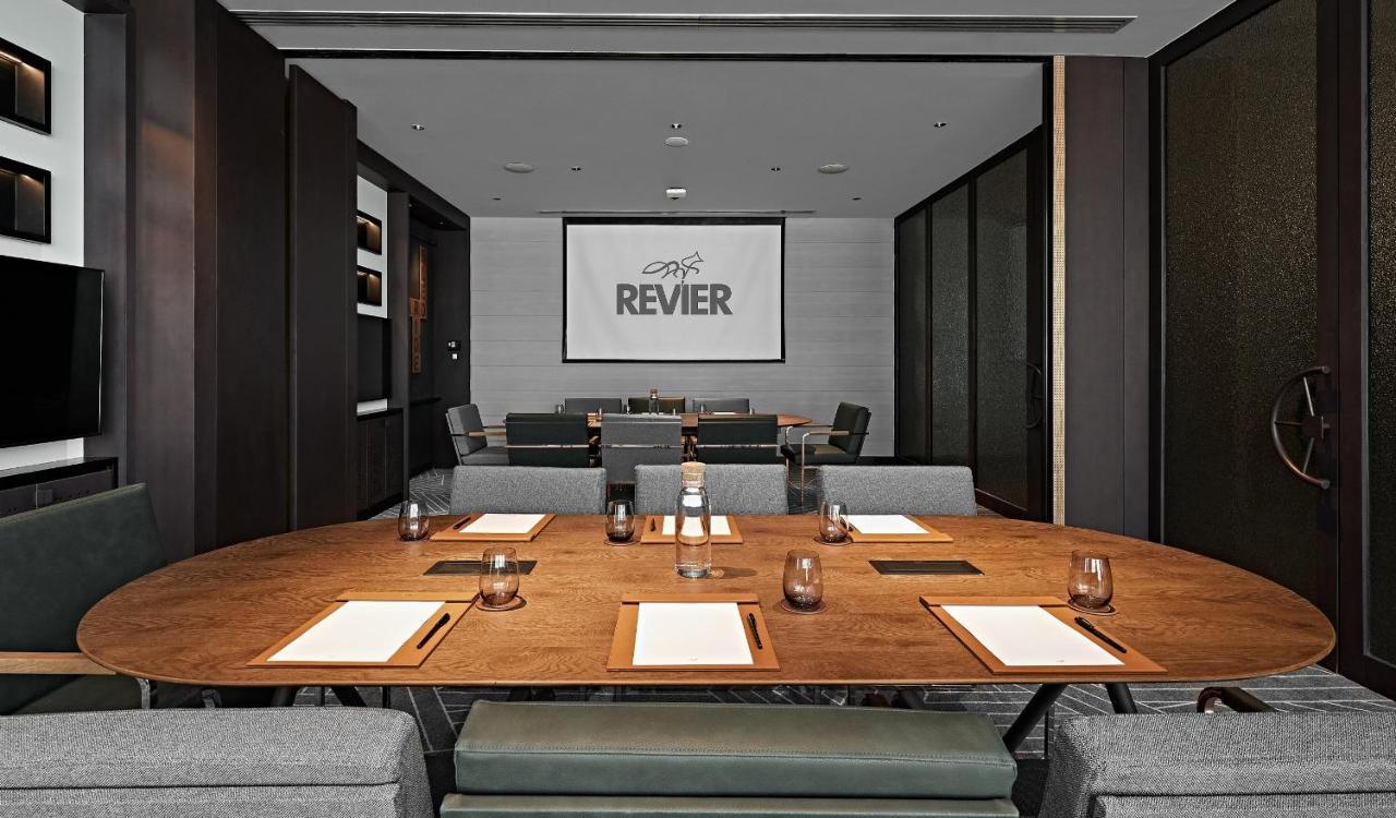 Revier Hotel Dubai Exterior foto